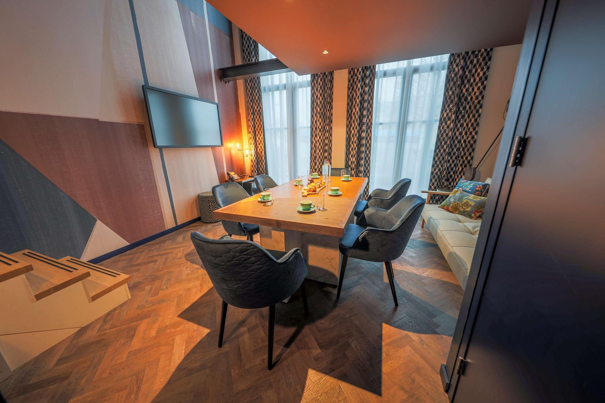 Hotel Haarhuis 5*